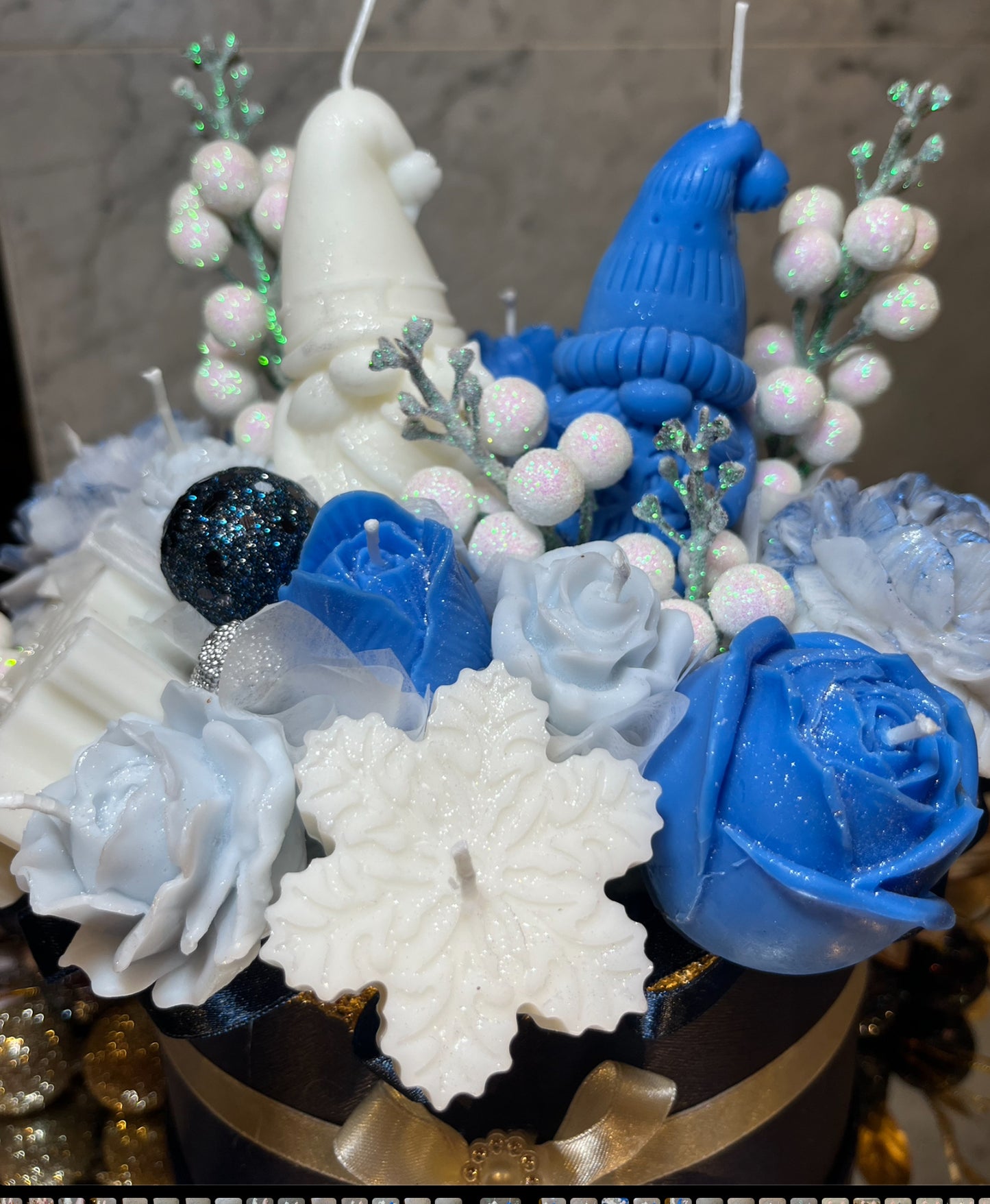 Christmas Navy/Blue Bouquet π