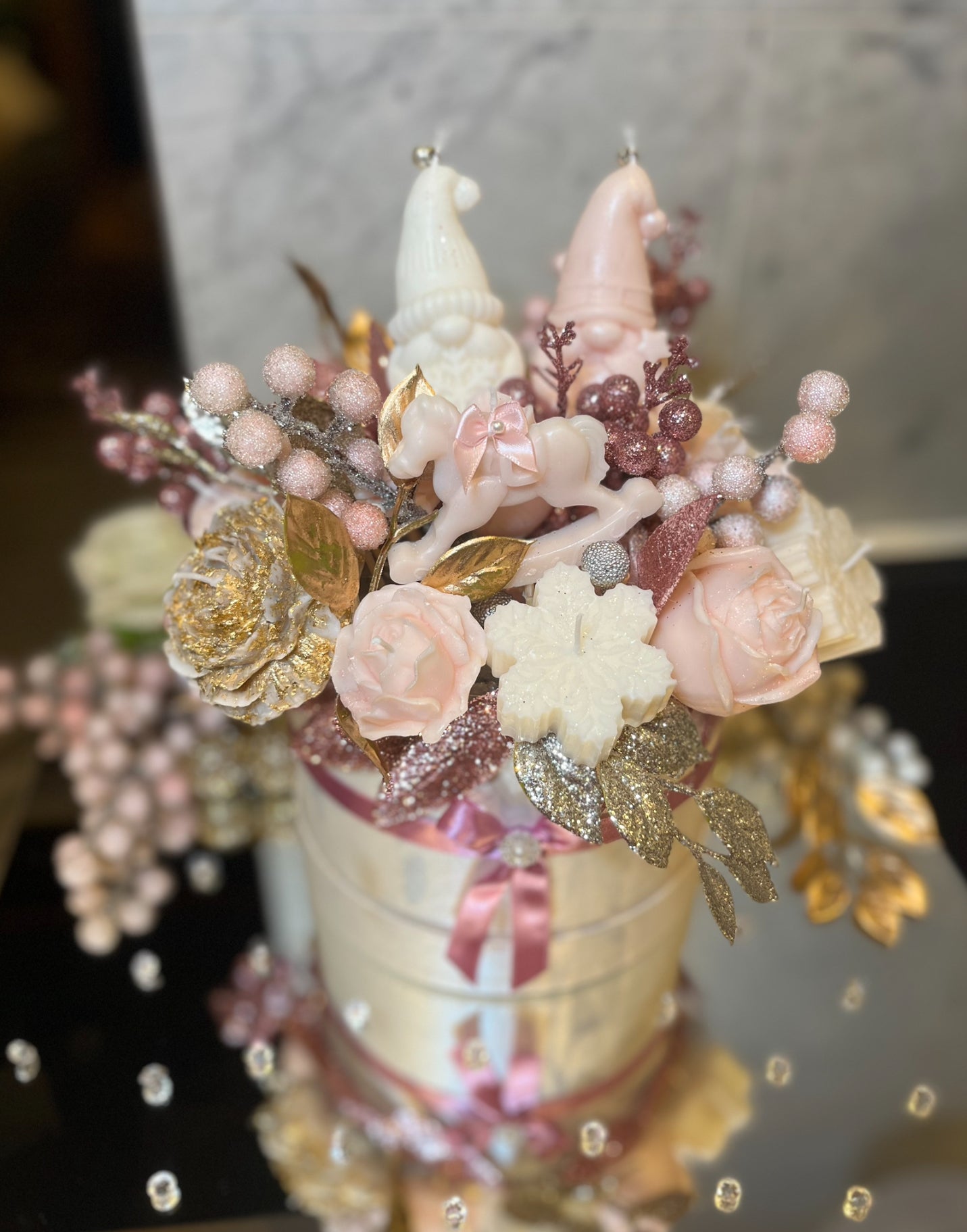 Christmas Rose Bouquet 🎀